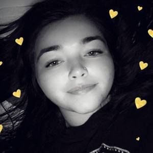 Meet your Posher, Cydney